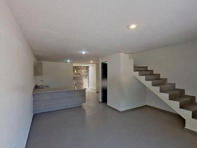 Casa en venta en SANTA CRUZ DEL VALLE, Tlajomulco de Zuñiga