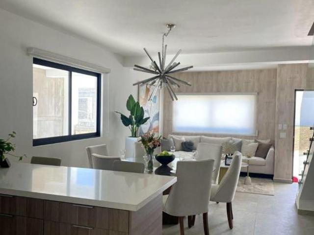 CASA EN VENTA EN SANTA FE TIJUANA