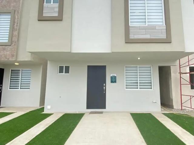 Casa en venta en Santa Fe, Tijuana, Baja California