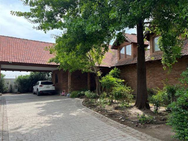 Casa en Venta en Santa Filomena 11200 condominio Las Pircas