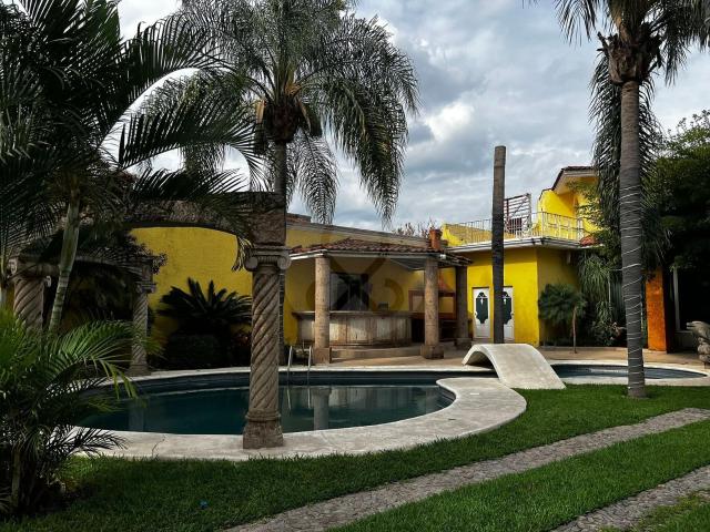 CASA EN VENTA EN SANTA PAULA