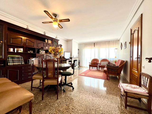 Casa en venta en Santa Perpètua de Mogoda. FANTASTICA VIVIENDA EN SANTA PERPÈTUA DE MOGODA. Casas Santa Perpètua de.