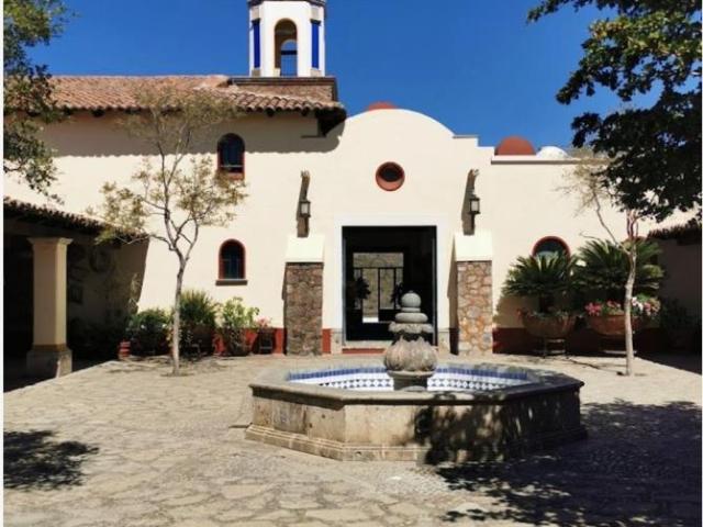 Casa en venta en Santa Sofía Hacienda Country Club, El Arenal, Jalisco