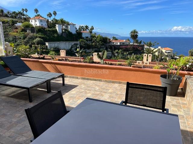Casa en venta en Santa Úrsula, La Quinta. Elegante bungalow con impresionantes vistas al mar. Casas Santa.