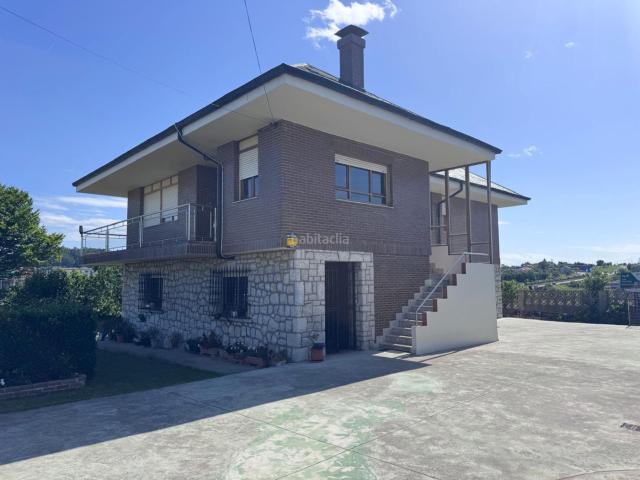 Casa en venta en Santander, Alisal San Román. Chalet independiente en Corbán en finca de más de 1.000m2. Casas.