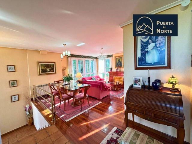 Casa en venta en Santander, Alisal San Román. Chalet independiente en venta en Peñacastillo, Santander. Casas.