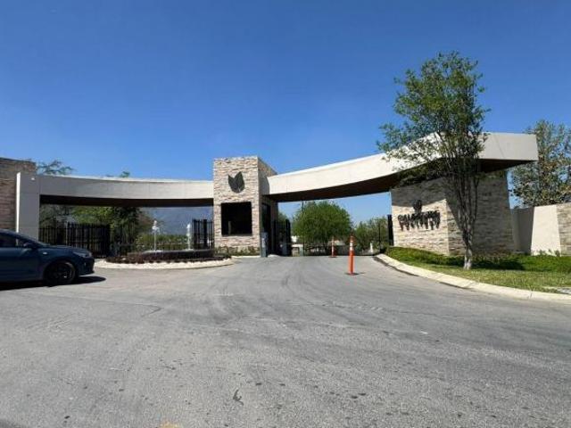 Casa en VENTA en Santiago, Nuevo León