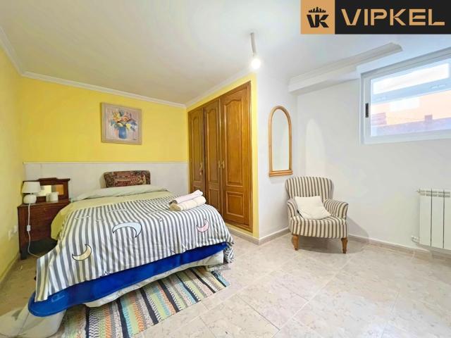 Casa en venta en Santiago de Compostela La Coruña
