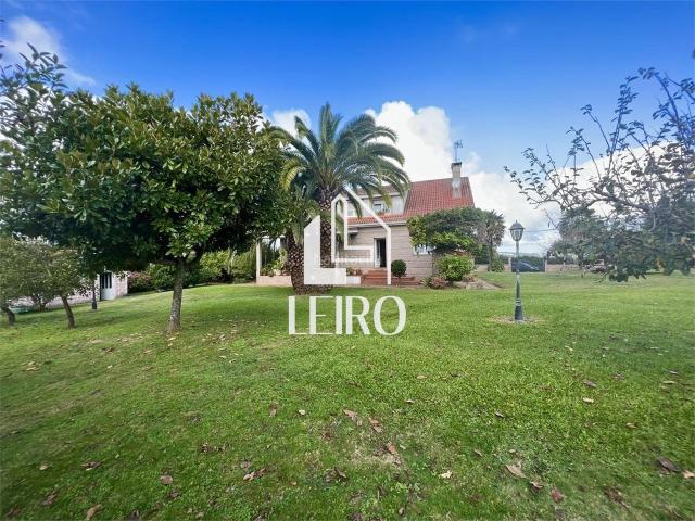 Casa en venta en Santiago de Compostela, Parroquias de Santiago. VIVIENDA UNIFAMILIAR CON TERRENO BOQUEIXÓN. Casas Santiago de.