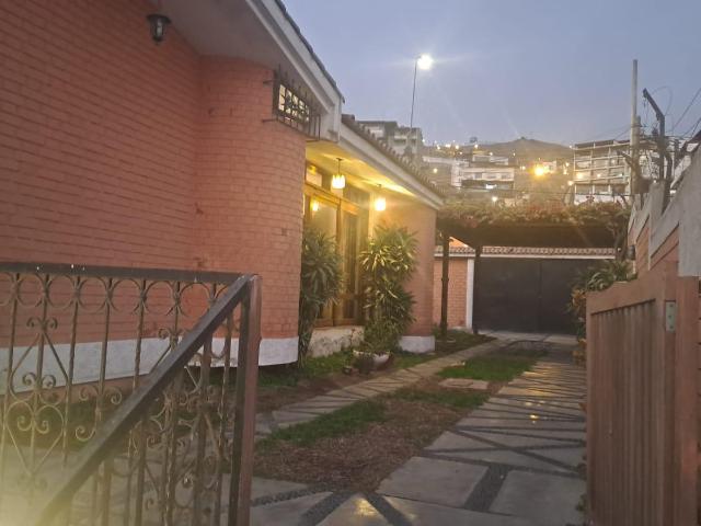 Casa en venta en Santiago De Surco a $720,000