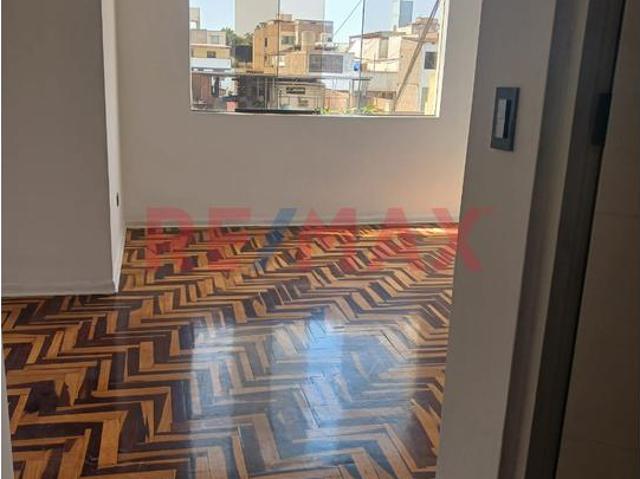 Casa en venta en Santiago De Surco a S/1,870,000