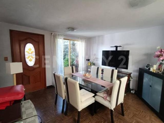 Casa en Venta en Santiago Tepalcatlalpan, Xochimilco, Ciudad De México