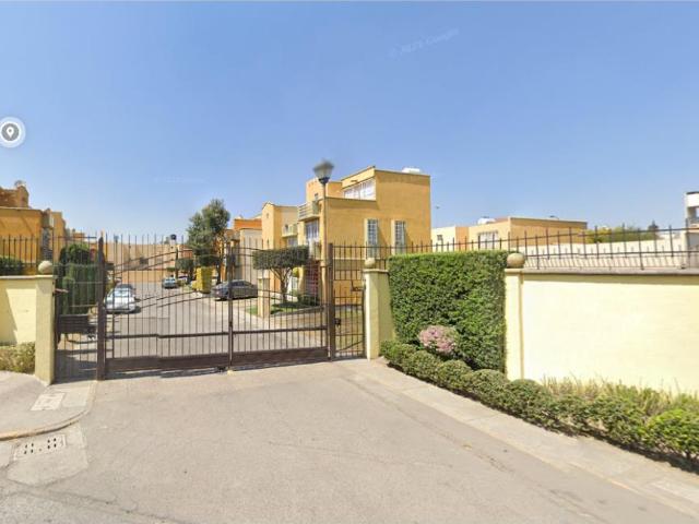 Casa en venta en Santiago Teyahualco, Tultepec, México