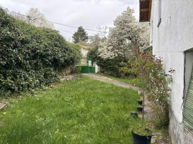 Casa en Venta en Santibáñez de La Peña