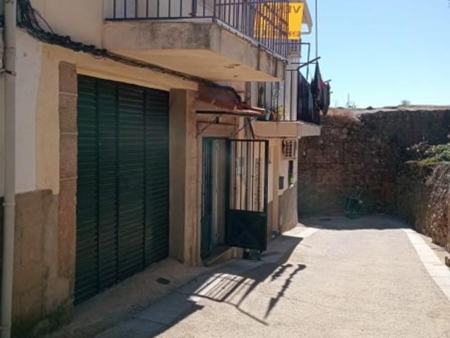 Casa en Venta en Santibáñez el Alto, Cáceres