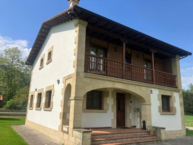 Casa en venta en Puente Viesgo. CASONA INDEPENDIENTE VENTA EN VALLE DE TORANZO. Casas Puente.