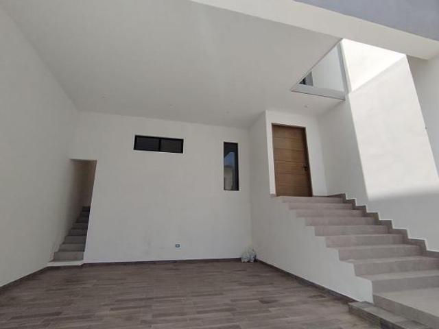 CASA EN VENTA EN SANTORAL