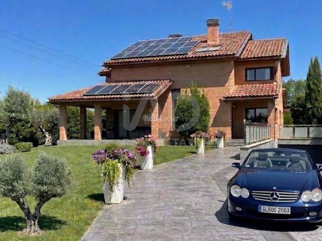 Casa en venta en Sariegos. Casas.