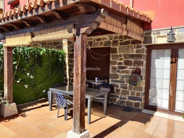 Casa en venta en Sariegos. Sariegos camino arriba. Casas.