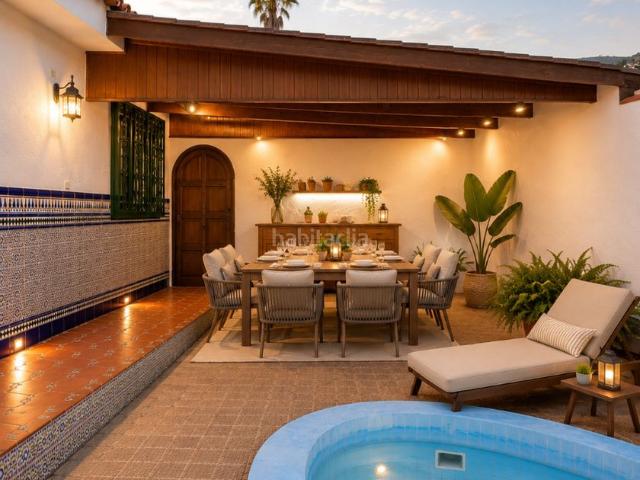Casa en venta en Sauzal El. Villa con jardín y vistas al mar en El Sauzal. Casas Sauzal.