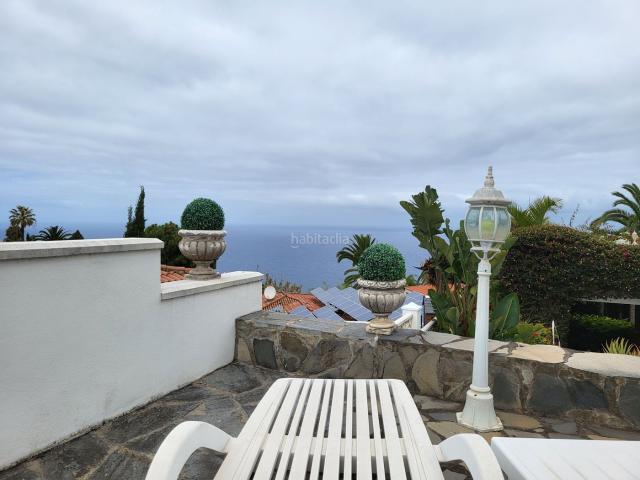 Casa en venta en Sauzal El. Bungalow de tres dormitorios con vistas situado en una zona tranquila. Casas Sauzal.