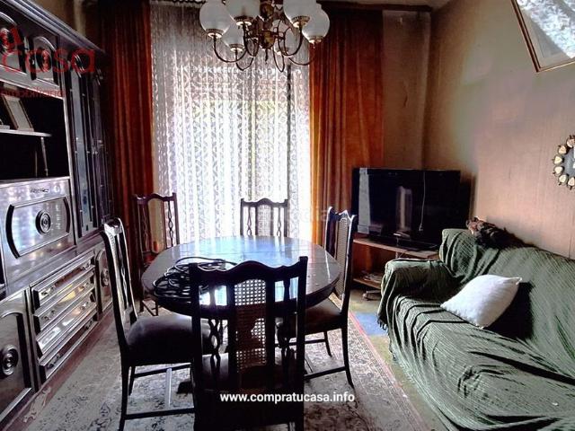 Casa en venta en Segovia, Sector Plaza de Toros. VENTA CASA BAJA CRTA.VALDEVILLA. PARA REFORMAR. Casas.