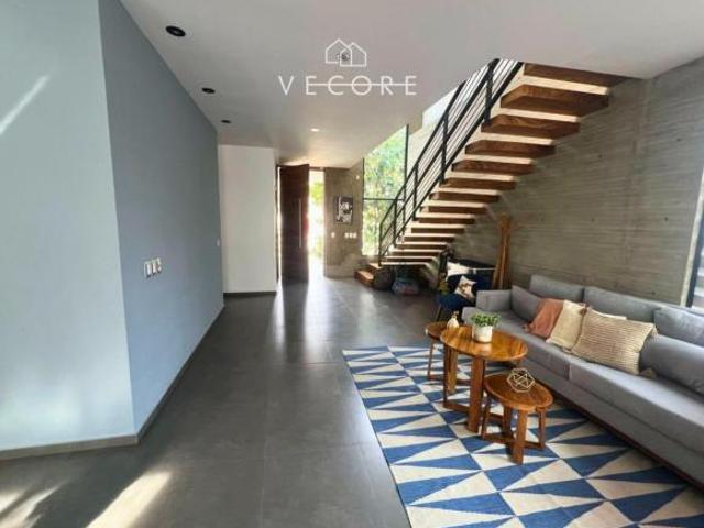 CASA EN VENTA EN SENDEROS DE MONTE VERDE, TLAJOMULCO DE ZUÑIGA