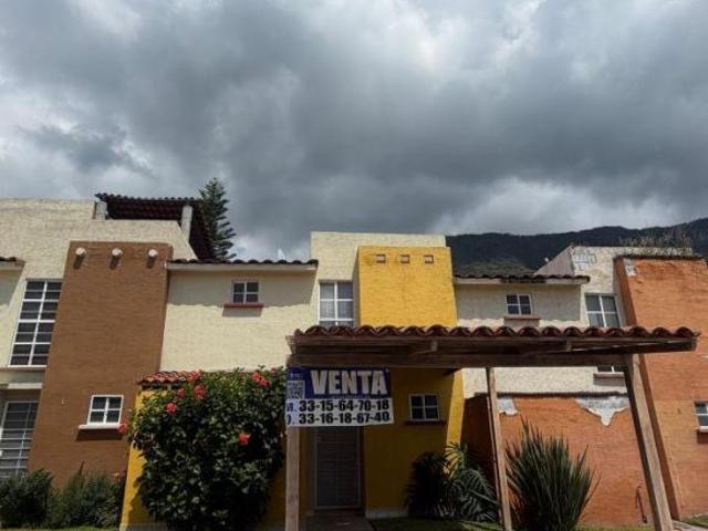 CASA EN VENTA EN SENDEROS DEL LAGO, JOCOTEPEC