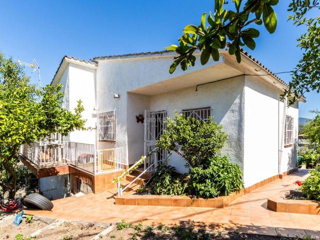 Casa en venta en Sentmenat. A CUATRO VIENTOS CON VISTAS INMEJORABLES. Casas.