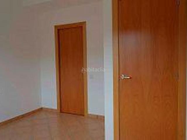 Casa adosada en venta en Sentmenat. Casa en Avenida Can Canyameres Sentmenat. Casas adosadas.