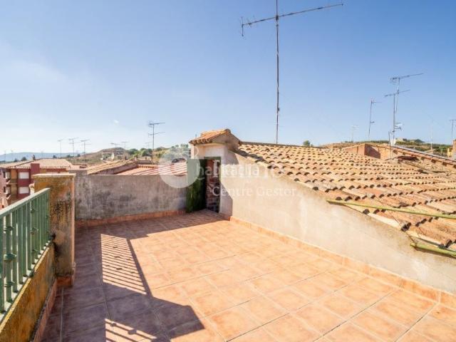 Casa en venta en Seròs. Casa Chalet adosado en venta en Calle de la Palma 1, Serós. Casas.