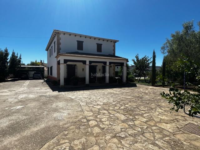 Casa en venta en Setenil de las Bodegas. Si busca una propiedad para vivir o invertir, esta es la oportunidad que ha estado buscando. Casas Setenil de las.