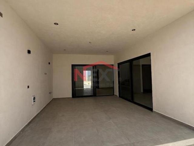 CASA EN VENTA EN SETERRA CON TERRAZA, COCINA CON GRANITO Y PANELES SOLARES