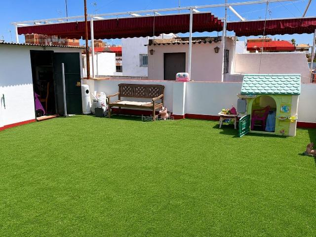 Casa en venta en Sevilla, Barrio del Nervión. VENTA DE CASA EN CALLE ANDRES BERNALDEZ. Casas.