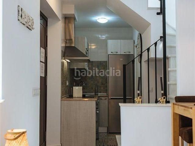 Casa adosada en venta en Sevilla, Feria. CASA EN VENTA EN SEVILLA. Casas adosadas.