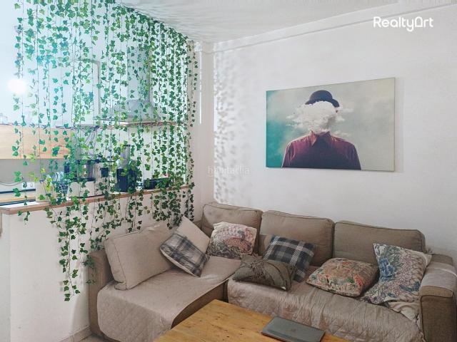 Casa en venta en Sevilla, Feria. SE VENDE CASA EN ZONA ALAMEDA CON 240 m2. Casas.