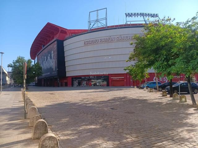 Casa en venta en Sevilla, La Buhaira. CASA SEÑORIAL EN NERVIÓN!. Casas.