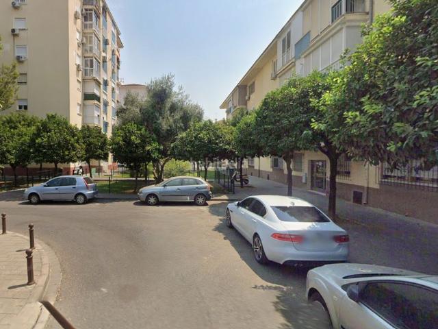 Casa en venta en Sevilla, Parque Alcosa. Casas.