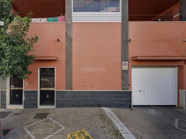 Casa en venta en Sevilla, Urbadiez Entrepuentes. Vivienda en Sevilla. Casas.