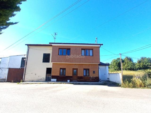 Casa en venta en Siero, Parroquias Norte. VENTA casa independiente de 2 plantas con anejo + finca edificable en Villar, Siero. Casas.
