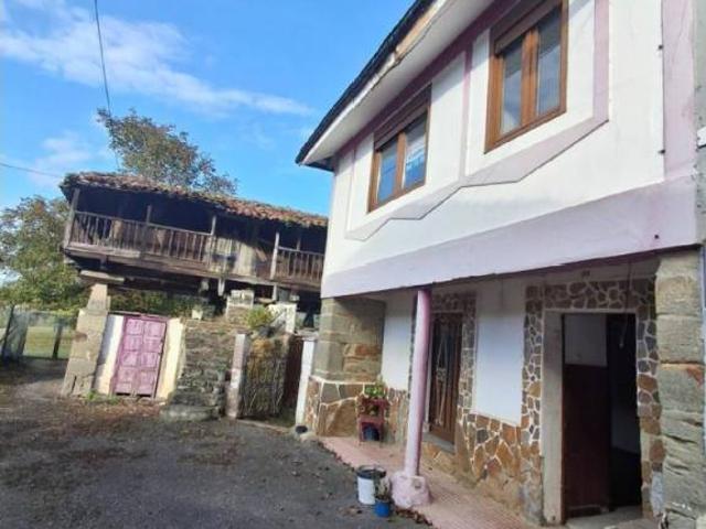 Casa en Venta en Siero