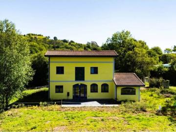 Casa en Venta en Siero