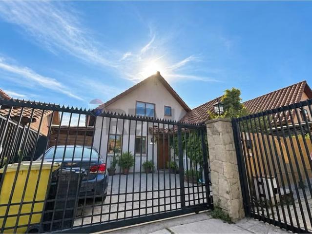 Casa en venta en sierra de guara, chamisero | 3 dormitorios por 6700.00 en Colina