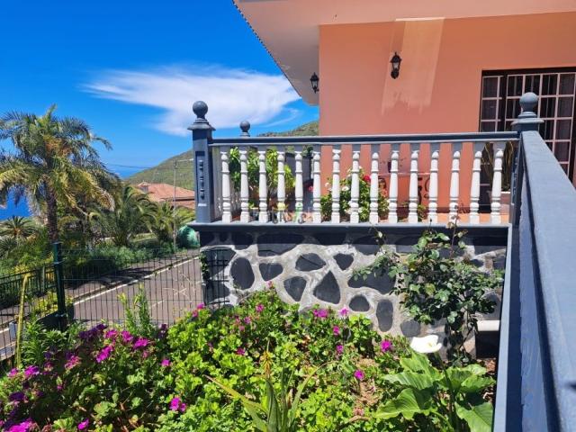 Casa en venta en Silos Los. Chalet Norte desde La Laguna a Buenavista. Casas Silos.