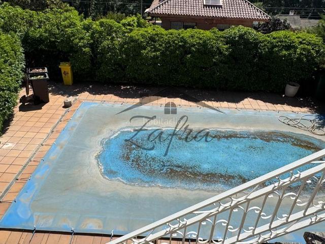 Casa en venta en Sils. Gran oportunidad! Casa amplia con piscina, jardín y excelente ubicación cerca de Girona. Casas.