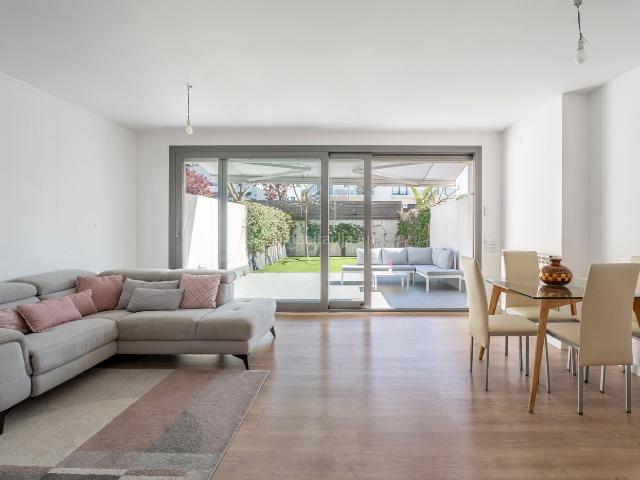 Casa en venta en Sitges, Can Girona Terramar Vinyet Costa Dorada. Casas.