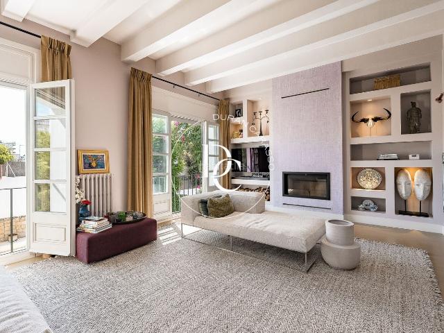 Casa en venta en Sitges, Centre Costa Dorada. Casa de lujo de 254 m2 con piscina en venta en Centre, Sitges. Casas.