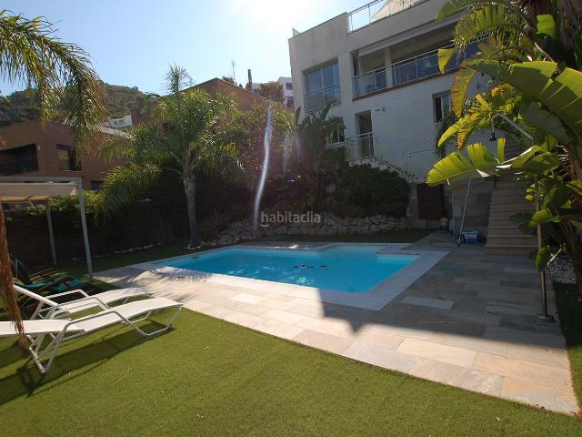 Casa en venta en Sitges, Levantina Montgavina Quintmar Costa Dorada. CASA VEN MONTGAVINA CON PRECIOSAS VISTAS. Casas.