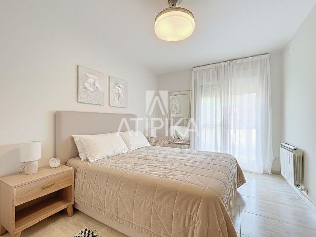 Casa en venta en Sitges, Levantina Montgavina Quintmar Costa Dorada. Casa adosada en venta con parking en Quintmar. Casas.