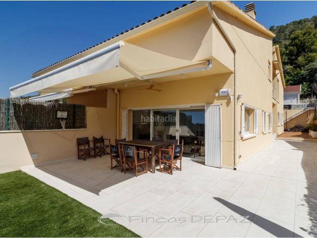 Casa en venta en Sitges, Levantina Montgavina Quintmar Costa Dorada. Casa con vistas al mar en Montgavina, Sitges. Casas.